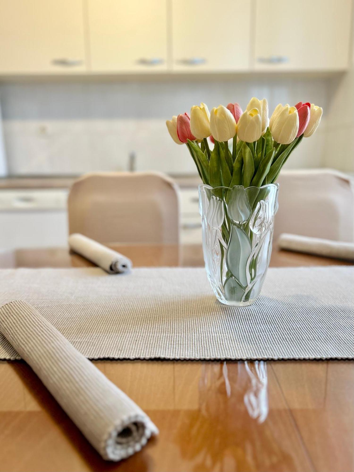 Apartmani Mara Бол Экстерьер фото